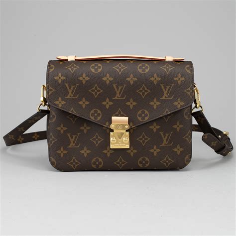 pochette canvas louis vuitton|louis vuitton pochette métis monogram.